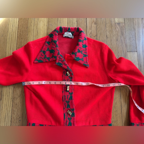 70s Vintage Red and Green Novelty Cat Print Dress - Picture 6 of 6